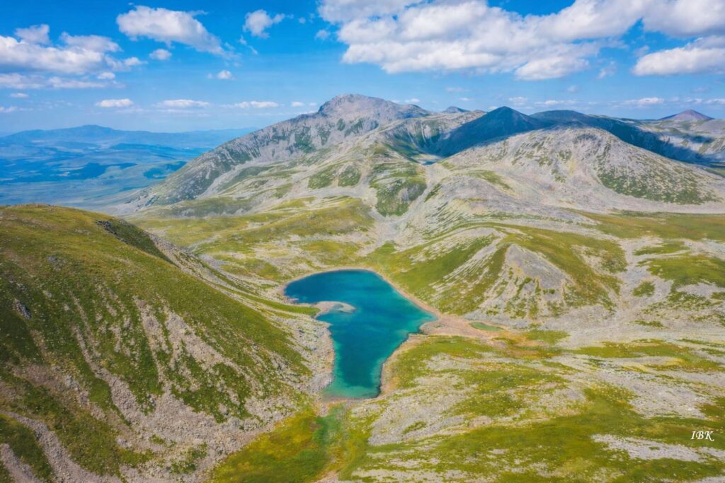 Hochgebirgslandschaft mit dem Lewanis-See (Lewanis Tba) in Samzche-Dschawacheti, Georgien